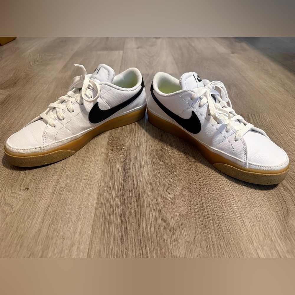 NIKE WOMENS COURT LEGACY SNEAKER - Picture 3 of 7